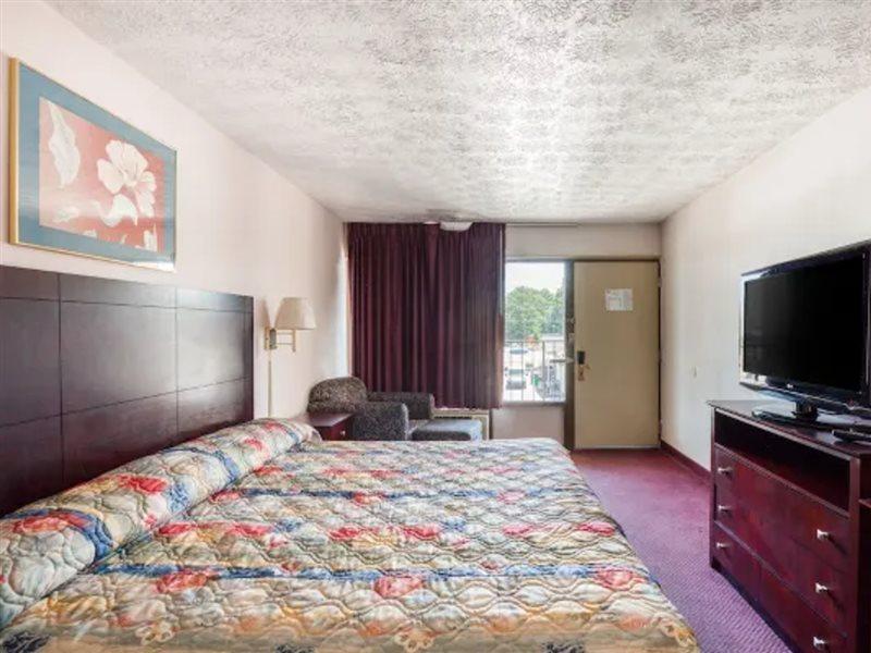 Oyo Hotel Decatur I-20 East & Wesley Club Dr Exterior foto